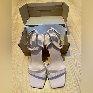 6.5 Juliet Holy Chunky Heel